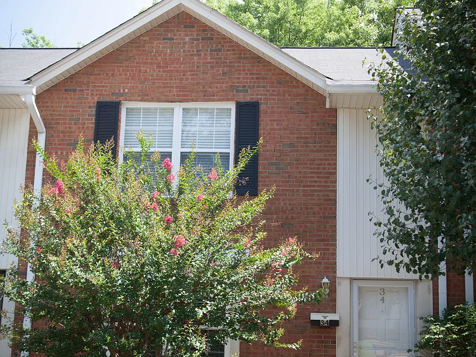 5510 Country Dr