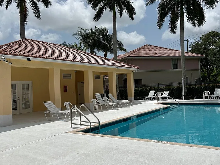 1412 Seminole Palms Dr — Photo 24
