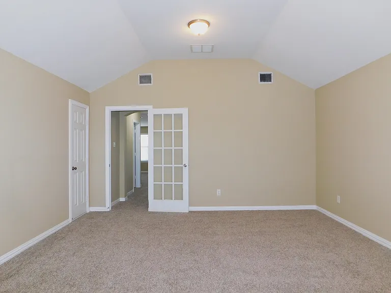 316 Hummingbird Dr — Photo 33