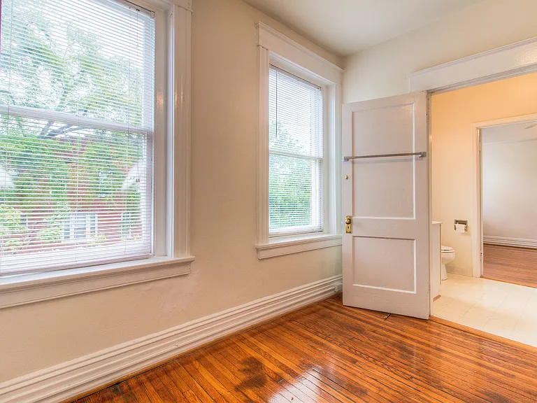 Pierce Arrow Properties — Photo 15