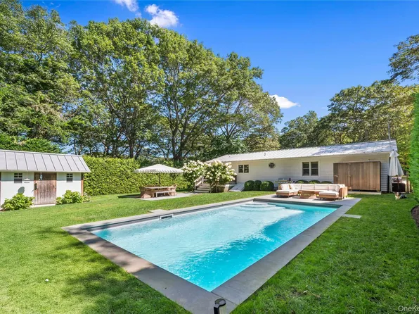 5 Oak Drive, Sag Harbor, NY 11963