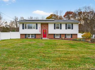 91 Velie Rd, Lagrangeville, NY 12540