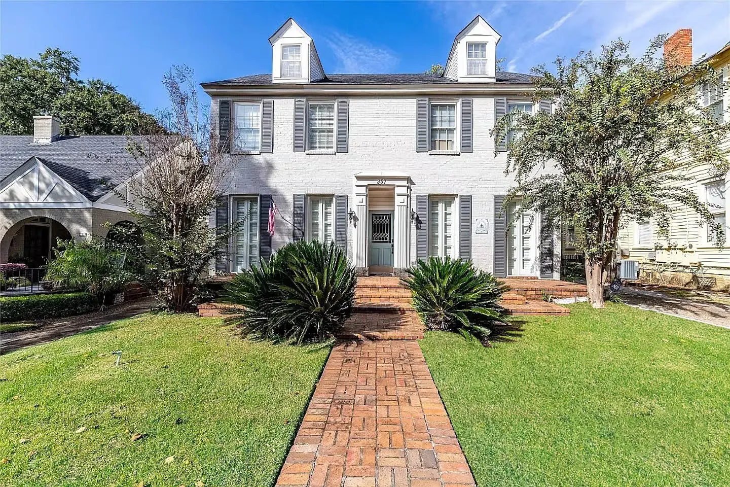 5 bed, 3000 sqft, $7,000 — Photo 1