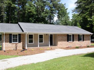 7017 Big Horn Dr, Hillsborough, NC 27278