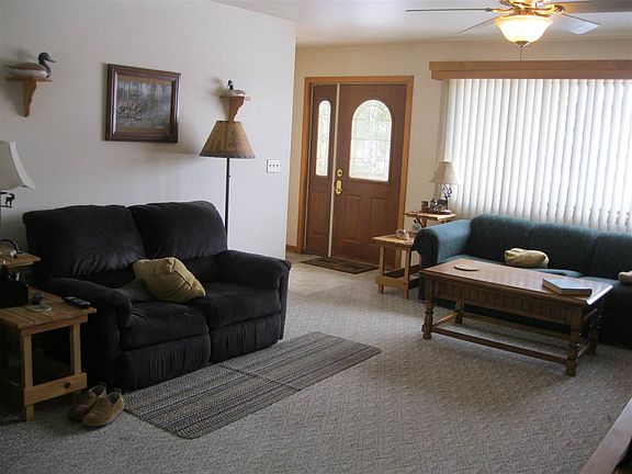 2nd image of 14426 Woodland Dr