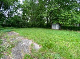 503 Academy St, Clinton, SC 29325