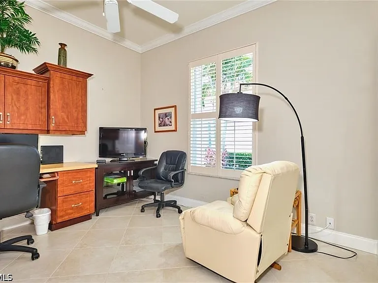 9240 Willowcrest Ct — Photo 41