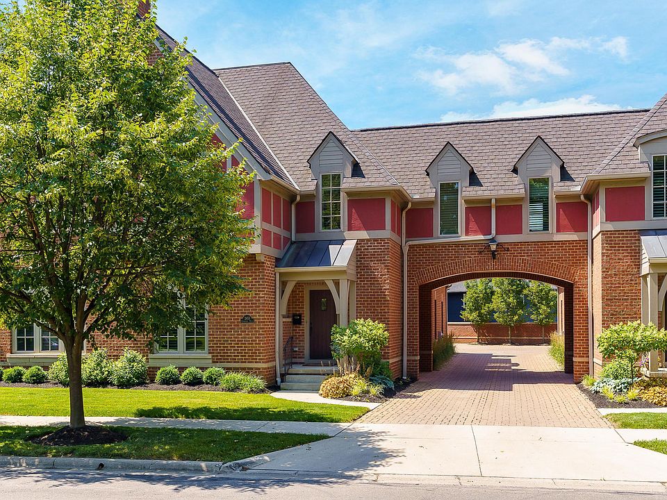 1st image of 2455 Cambridge Blvd