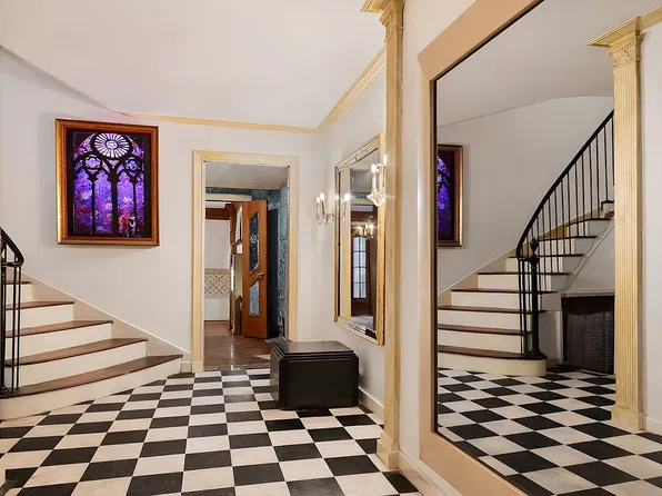 52 E 69th St, New York, NY 10021