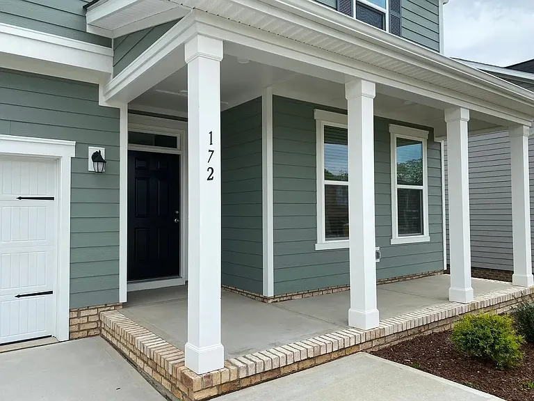 172 Potomac River St — Photo 2
