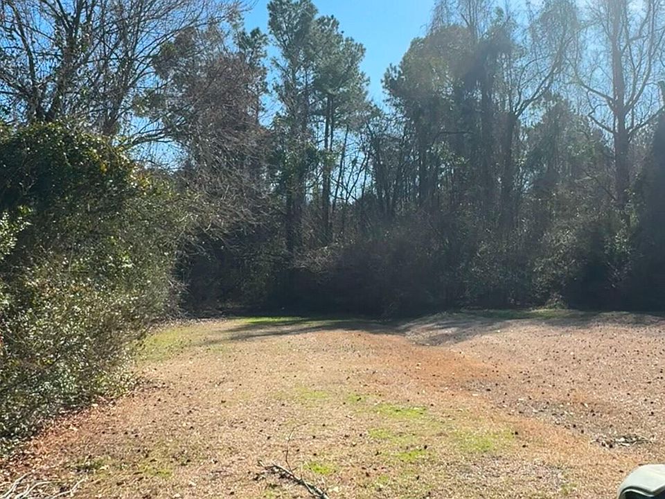 2nd image of 709 Airport Road