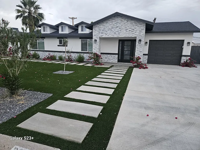 2817 N 71st Pl — Photo 19