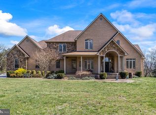 190 Owl Hill Ln, Shenandoah, VA 22849