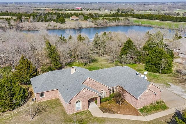 1st image of 9721 Lake Trl