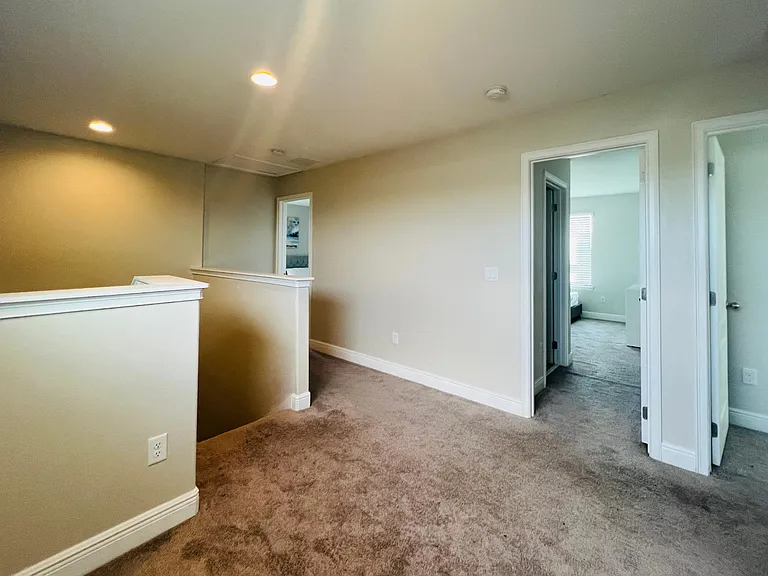165 Kenny Blvd — Photo 14