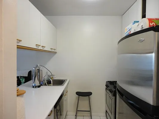 Rented by Sun Pop International | media 9