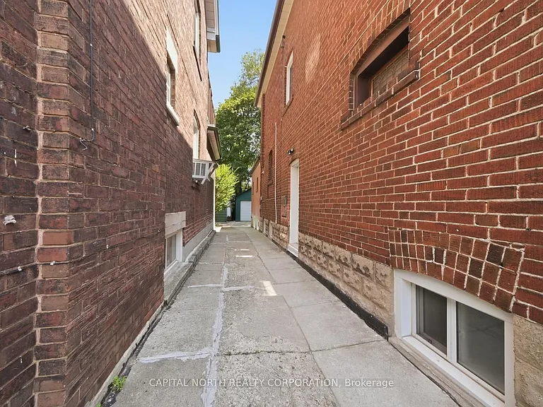 47 Robina Ave #2 — Photo 21