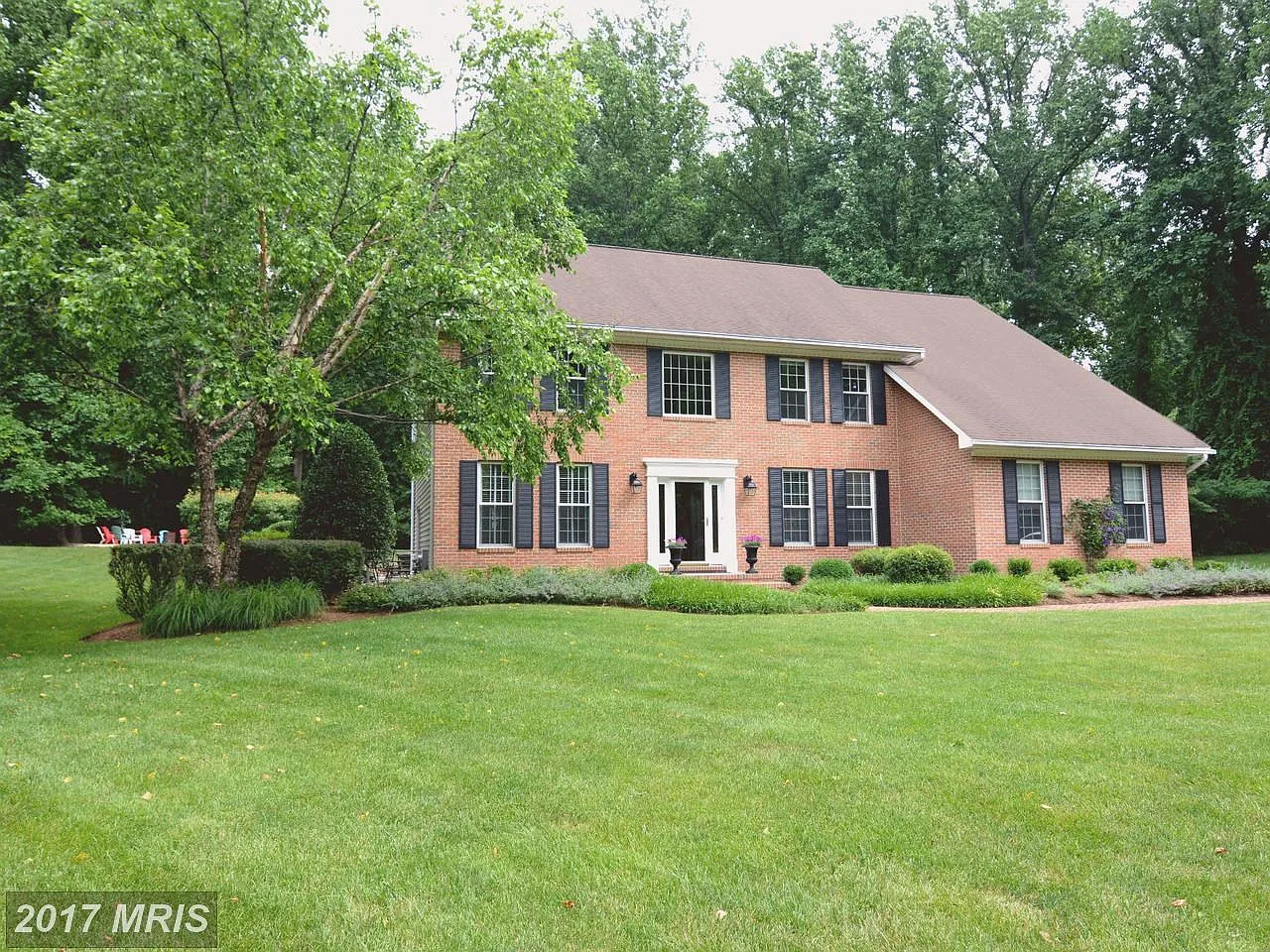 211 Mount Oak Pl photo 1