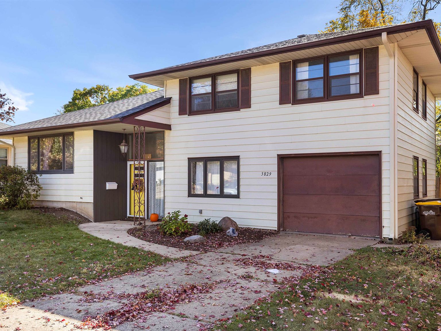 3829 Dakota Ln, Rockford, IL 61108 | Zillow