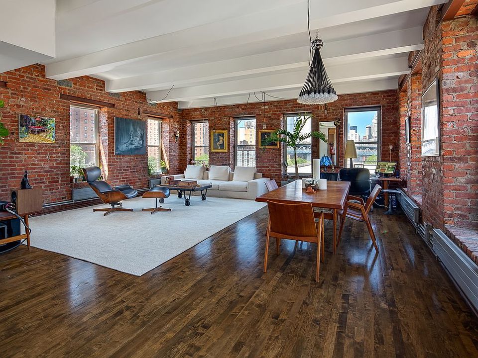 1st image of 142 Henry St APT 6