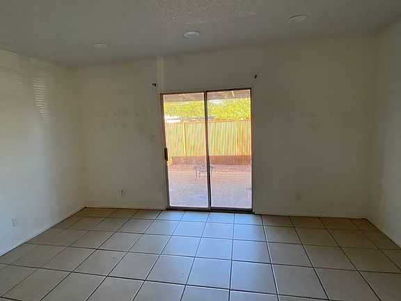 5th image of 2871 N Fontana Ave #2875