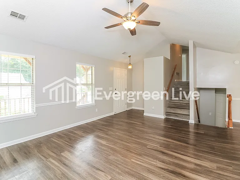 3002 Garland Dr SW — Photo 12