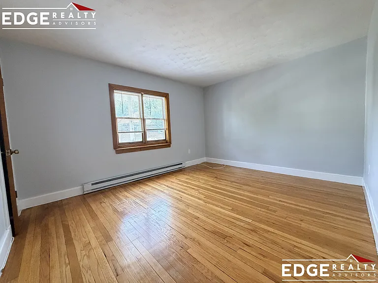 38 Beechcroft St #3 — Photo 4
