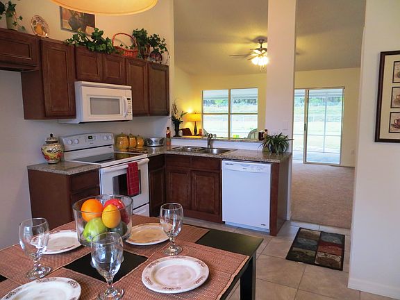 5th image of 591 Fernandina St NW