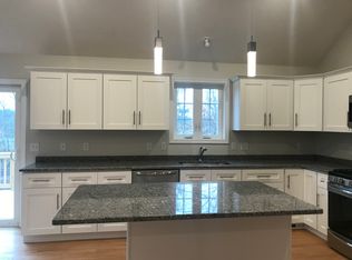 981 Franklin St, Whitman, MA 02382