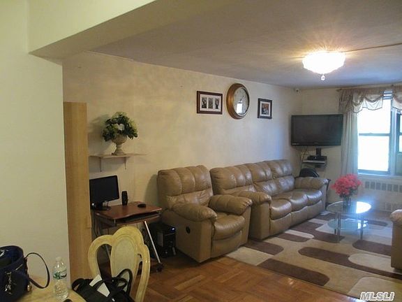 5th image of 63-09 108th St APT 2M