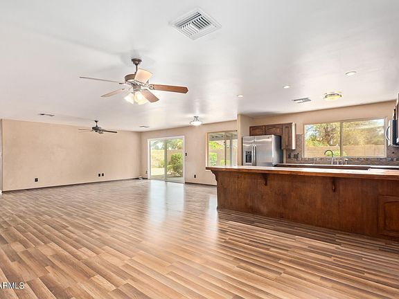 5th image of 10865 E SAHUARO Drive