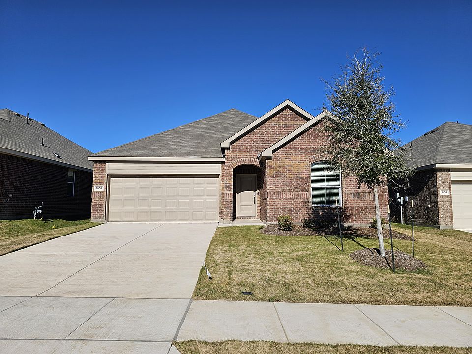 1st image of 1808 White Ash Way