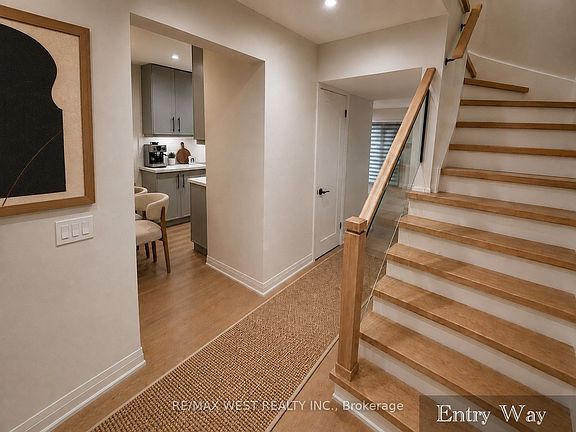 2nd image of 900 Central Park Dr #67