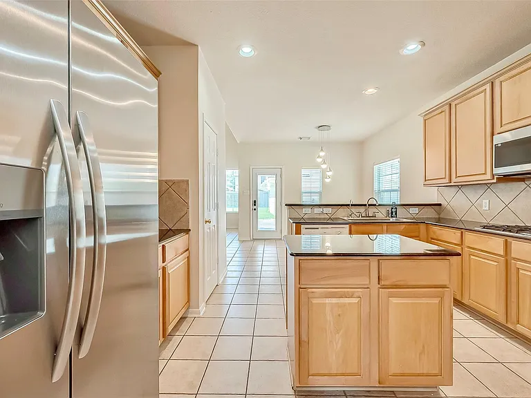 5506 Flower Grove Ct — Photo 10