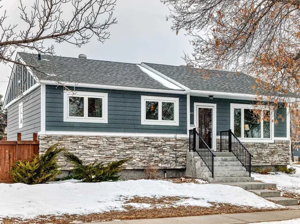 10860 147th St NW, Edmonton, AB T5N 3E2