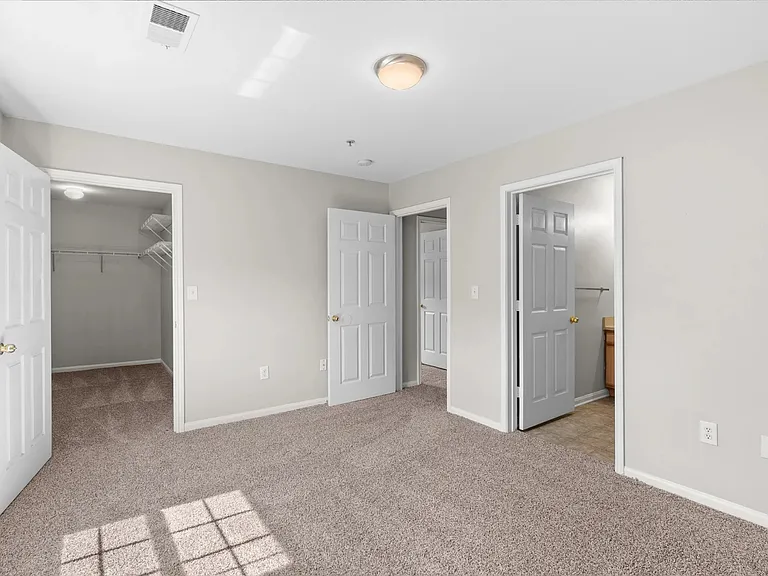 Stonebridge Apartments — Photo 35