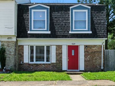 569 Chancery Ln, Virginia Beach, VA, 23452