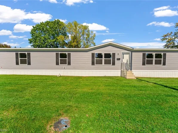 541 Lincoln Ave, Struthers, OH 44471