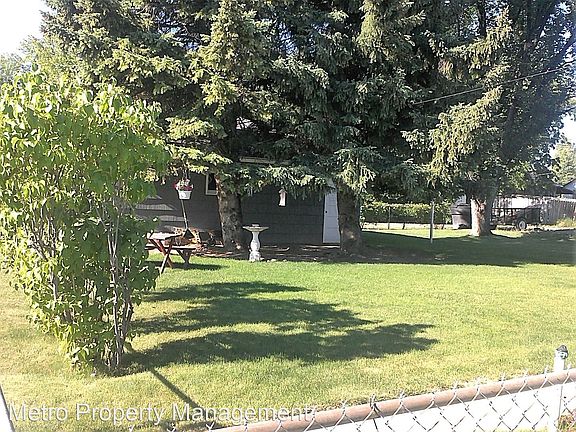3rd image of 1404 Avenue F