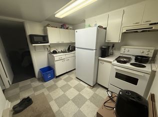 78 4th Ave, Ottawa, ON K1S2L2