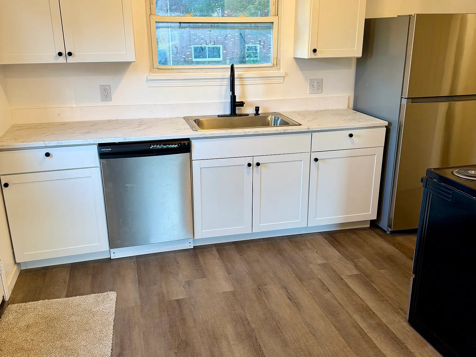 2 bed, 800 sqft, $850 — Photo 2