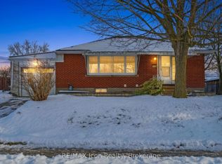 13 Ridgewood Ave, Guelph, ON N1H 6C3