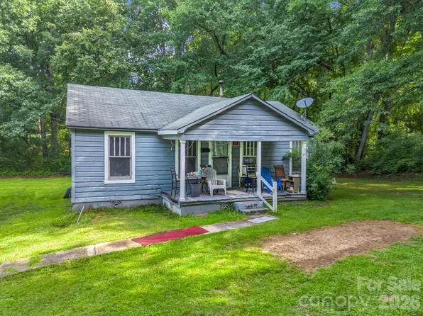 126 Bittle St, Forest City, NC 28043