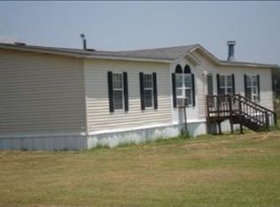 1881 Yule Pines Ln, Hartsville, SC 29550