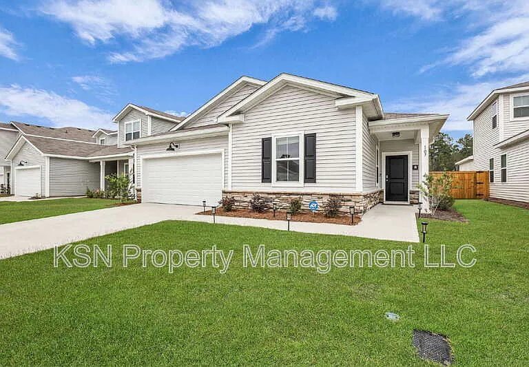 107 Firefly Cir — Photo 3