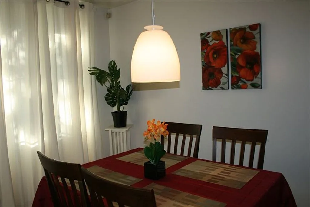 2 bed, 1.5 bath, 1000 sqft, $3,100 — Photo 4