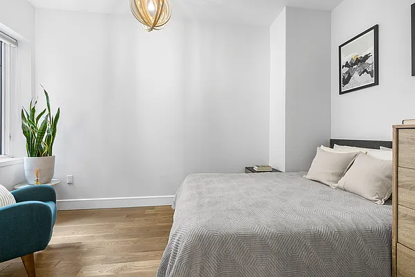 Rented by Compass | media 13