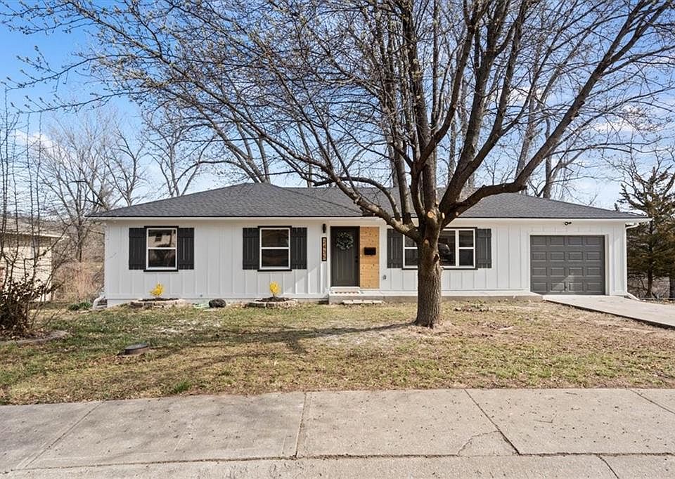 1st image of 2435 N 58th Dr