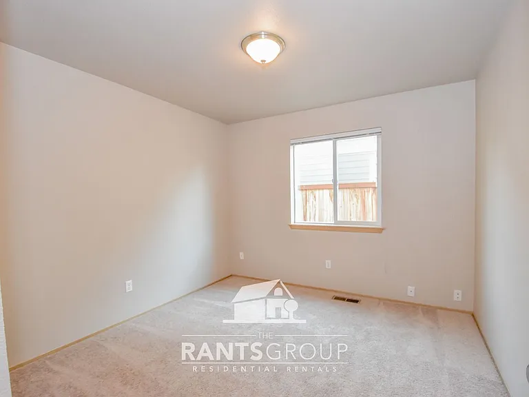 5305 Stockton St SE — Photo 15