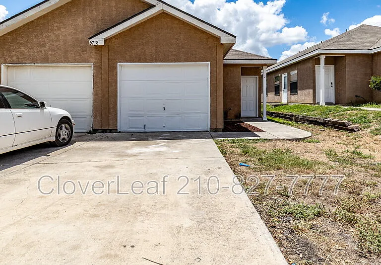 5718 Golf Hts #2 — Photo 1